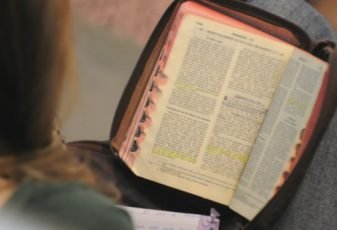 Como o católico deve ler a Bíblia?