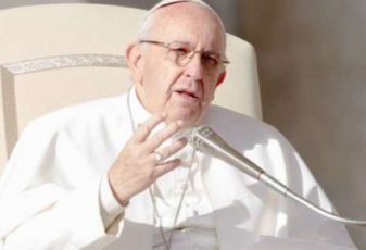 Papa reflete sobre o Credo e a Oração dos fiéis