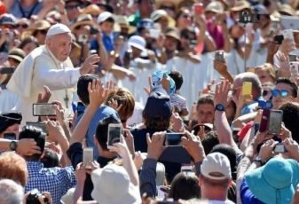 Papa: os Mandamentos são um caminho de libertação